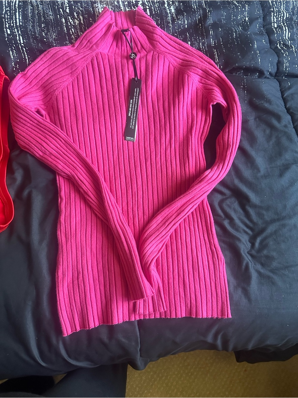 Charlies Ribbed Turtleneck Sweater - Hot Pink